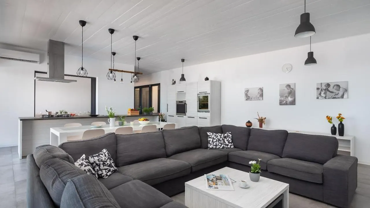 Unique Villa Zaglava Košljun 0*,